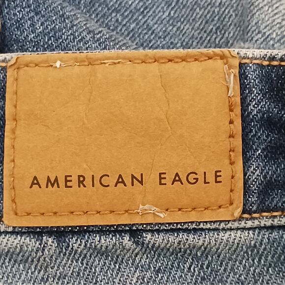 American Eagle Highest Rise Mom Jean Womens Size 00 Blue Distressed Ripped - Picture 13 of 16